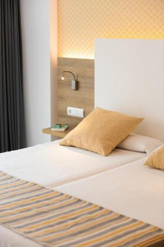 Casablanca Apartments, Santa Ponsa Room photo