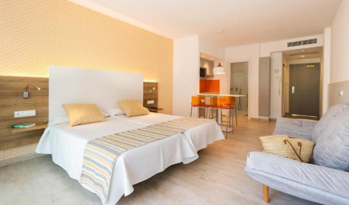 Casablanca Apartments, Santa Ponsa Room photo
